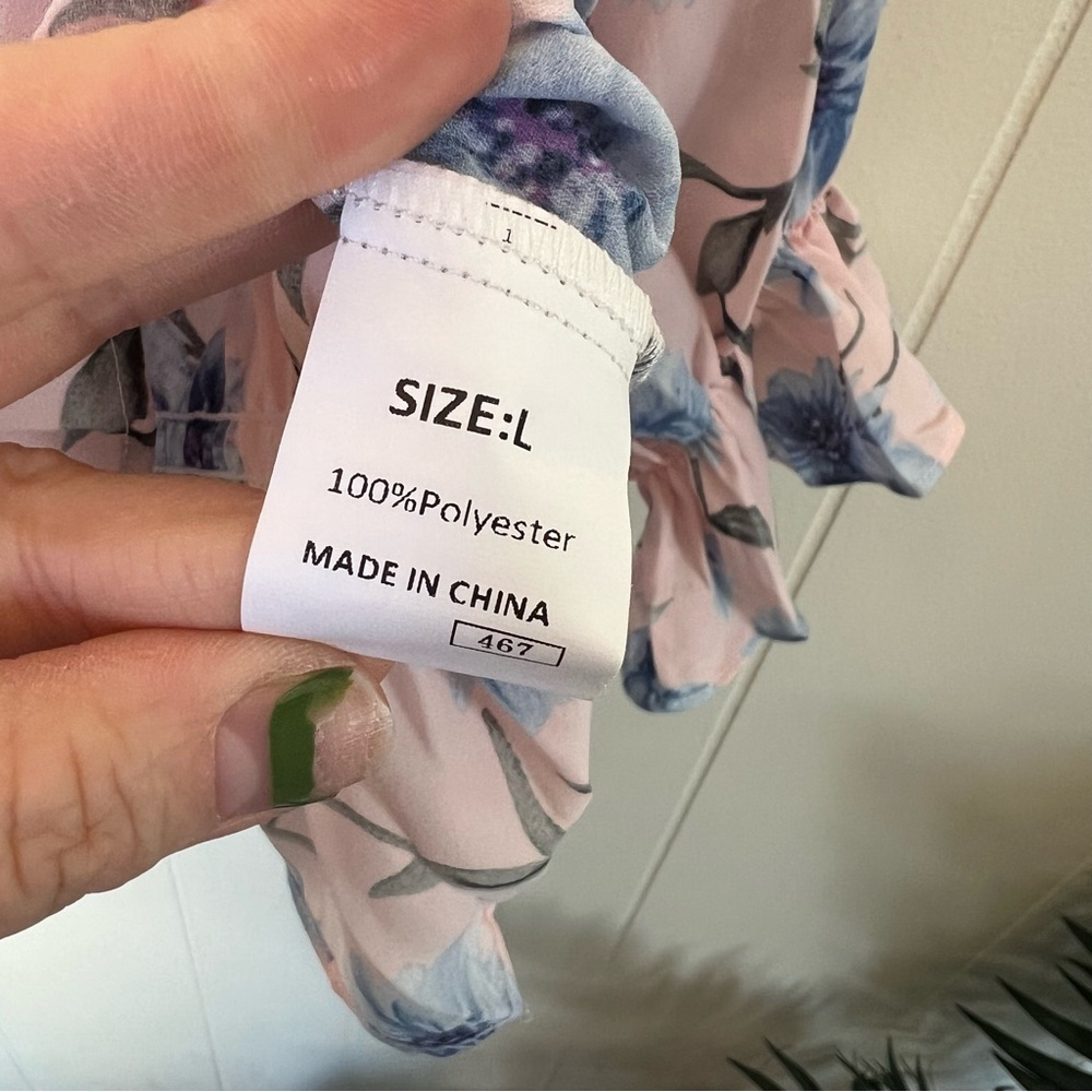 Amazon Floral Blouse in Pink and Blue - Picture 2 of 3